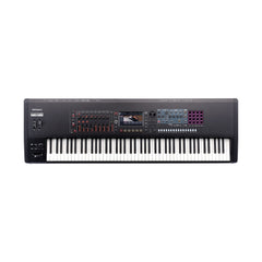 Roland Fantom synthesiser keyboard – 88 hammer-action keys