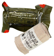 EMERGENCY TRAUMA DRESSING