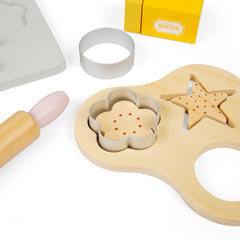 Baking Cookies (18 Months +)