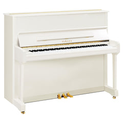 Yamaha P121 upright piano – Polished White