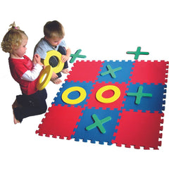 GIANT NOUGHTS AND CROSSES