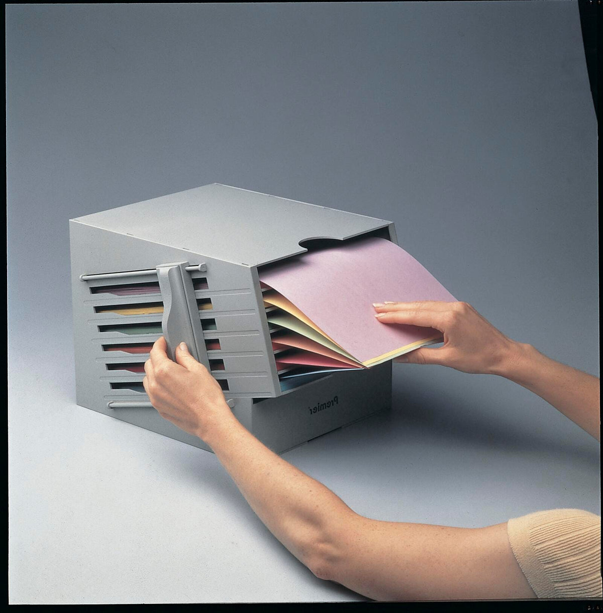 6 SHEET MANUAL COLLATOR