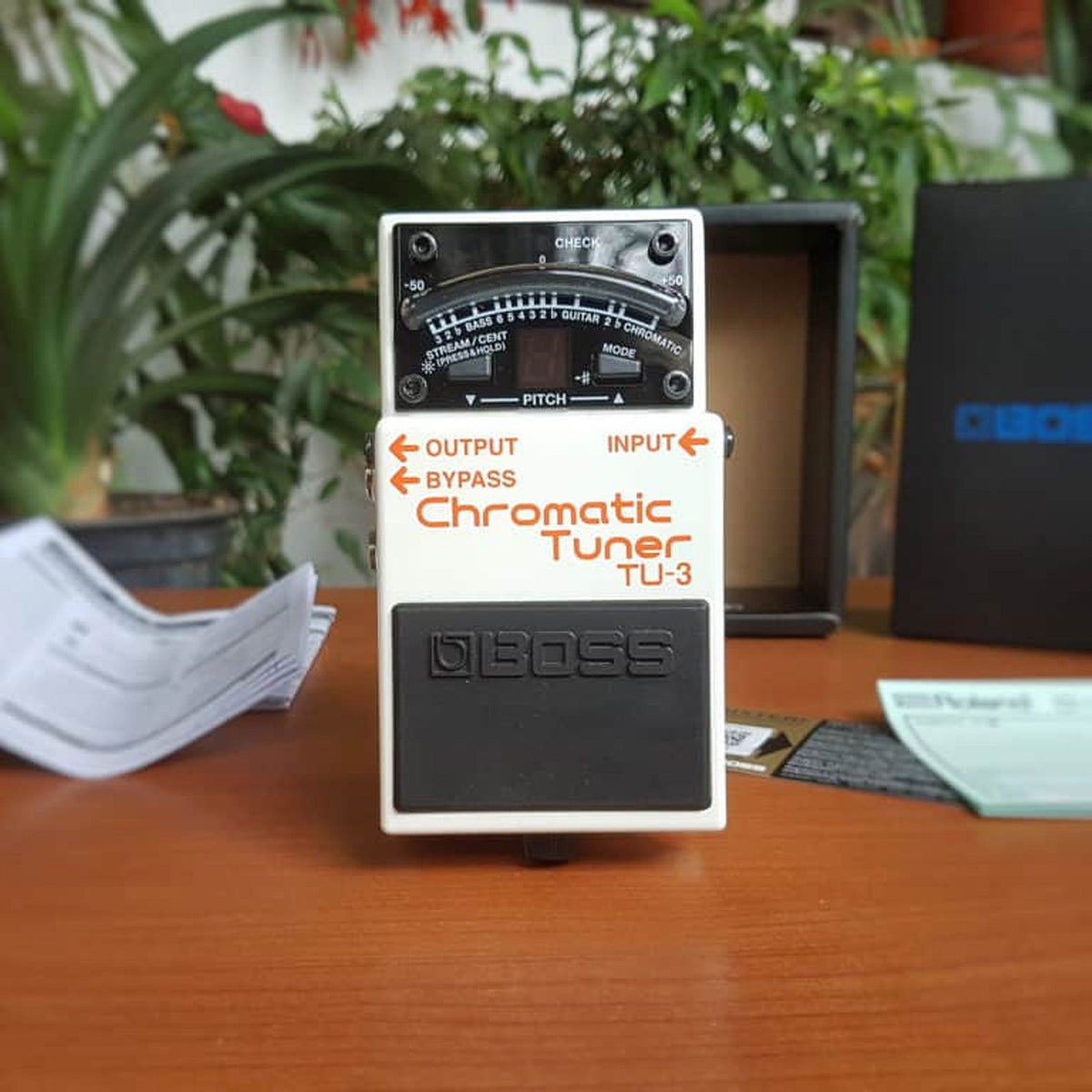 Boss TU-3 chromatic tuner pedal