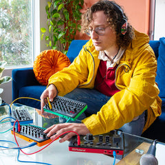 Roland Aira Compact S-1 Tweak synthesizer