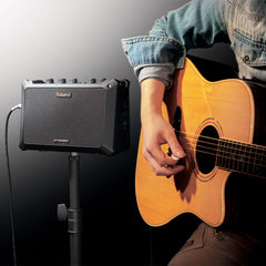 Roland MOBILE-AC 5W acoustic guitar amplifier
