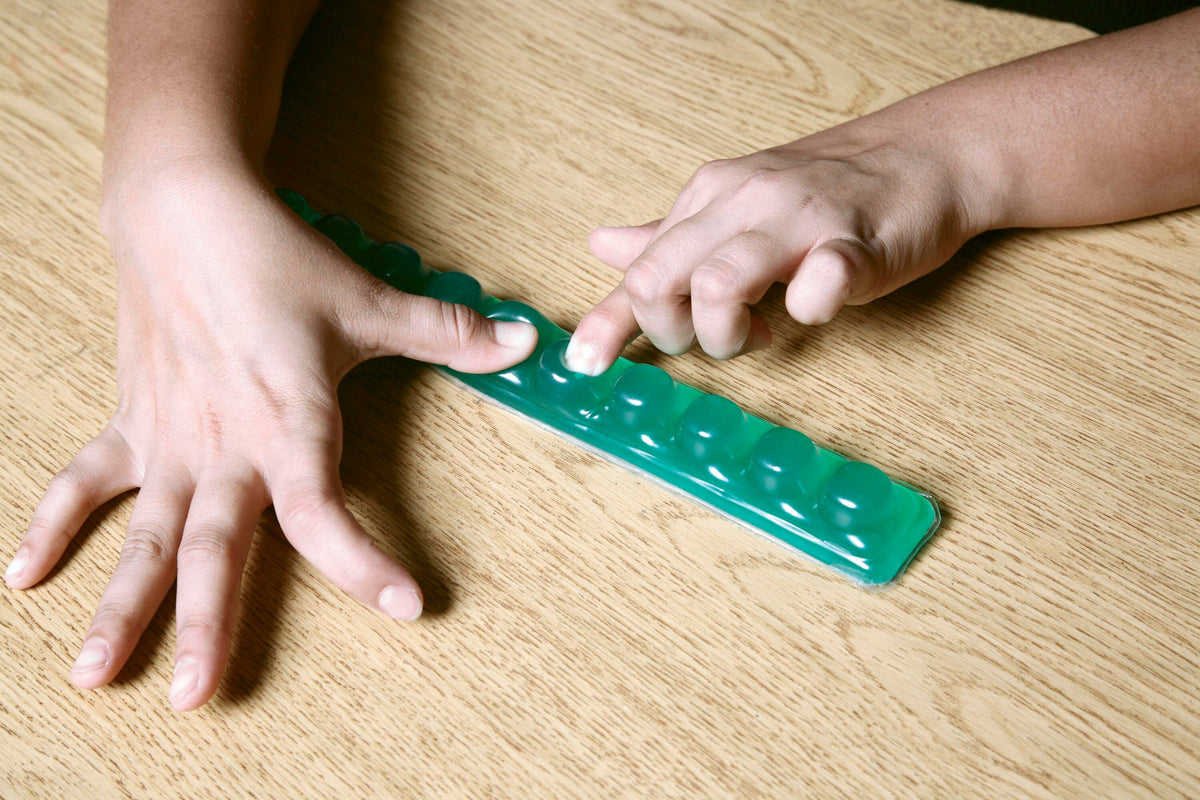 ABILITATIONS FIDGET CATERPINCH