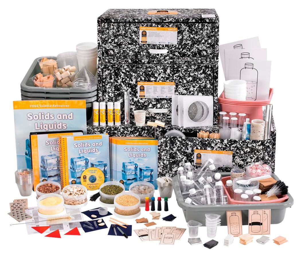 KIT FOSS SOLIDS AND LIQUIDS 3RD ED DIG 7YR/32S
