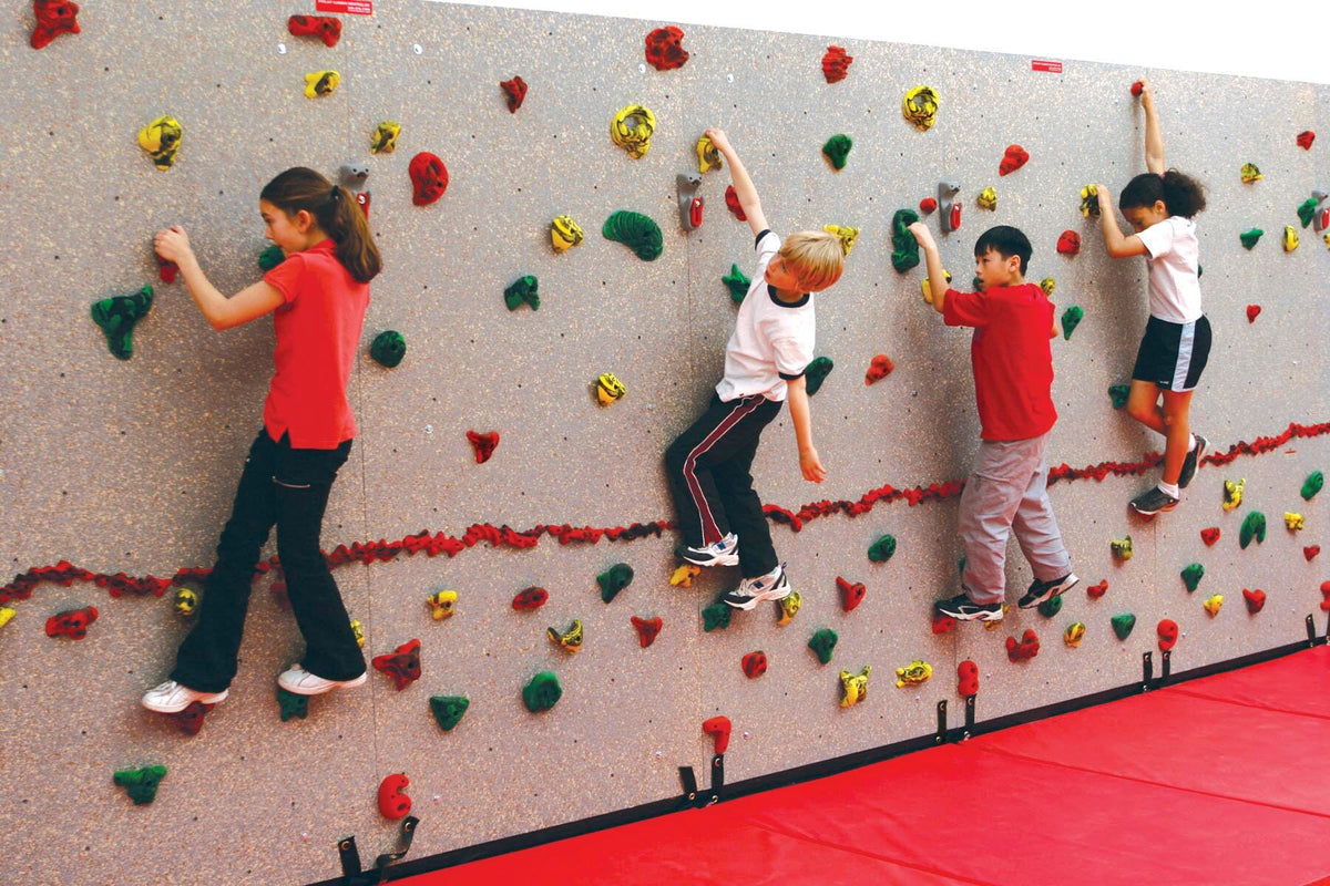 STANDARD TRAVERSE WALL 8X4 FT PACKAGE 2 IN MAT-LOCKING SYSTEM RED