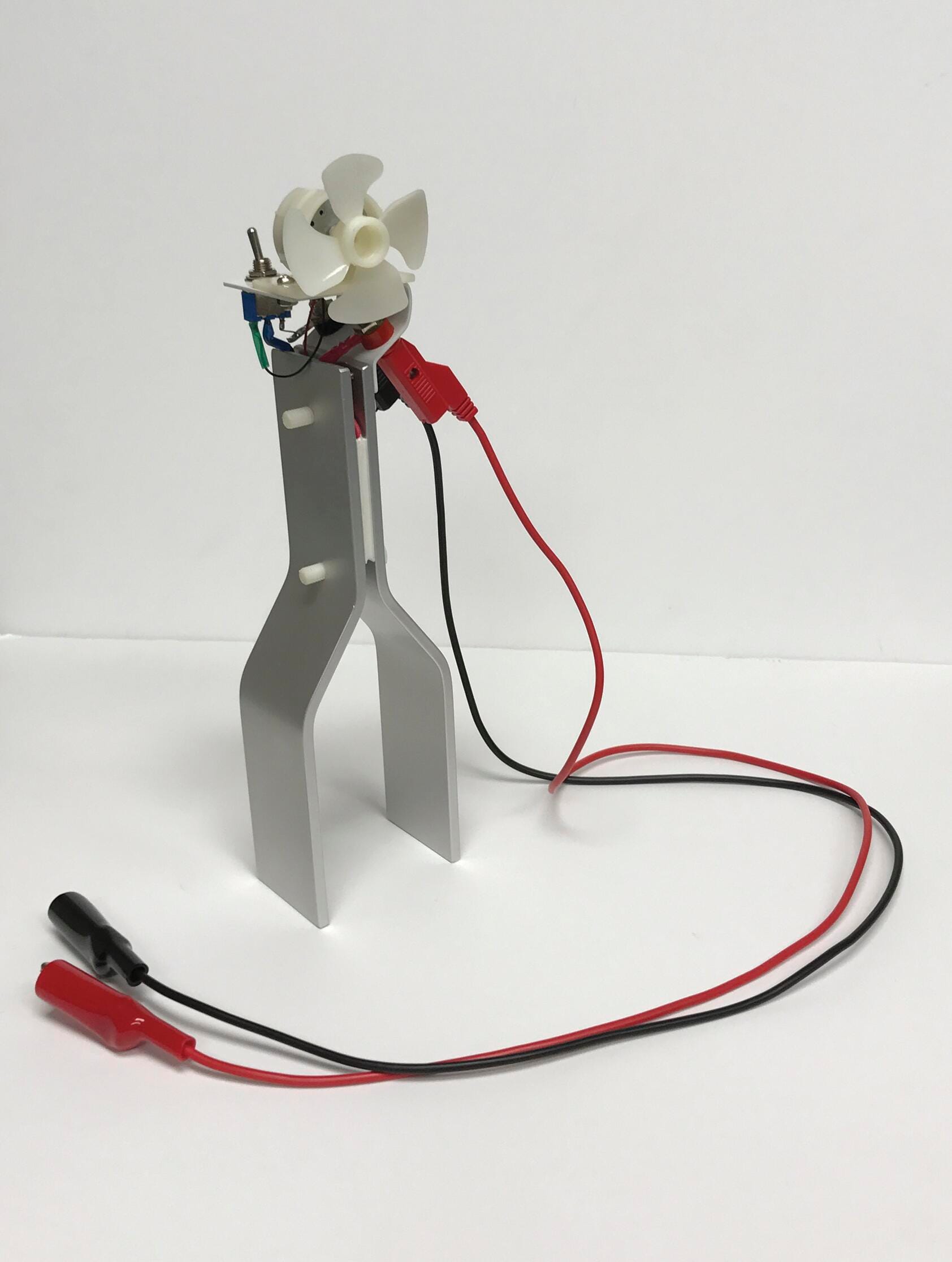 THERMOELECTRIC DEMONSTRATOR