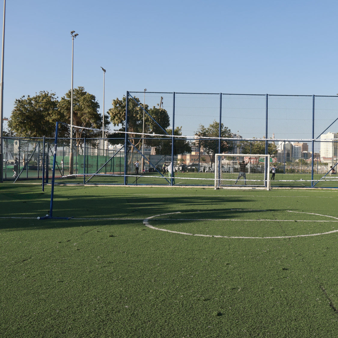 DS Volleyball Post - Freestanding wirth Net Blue
