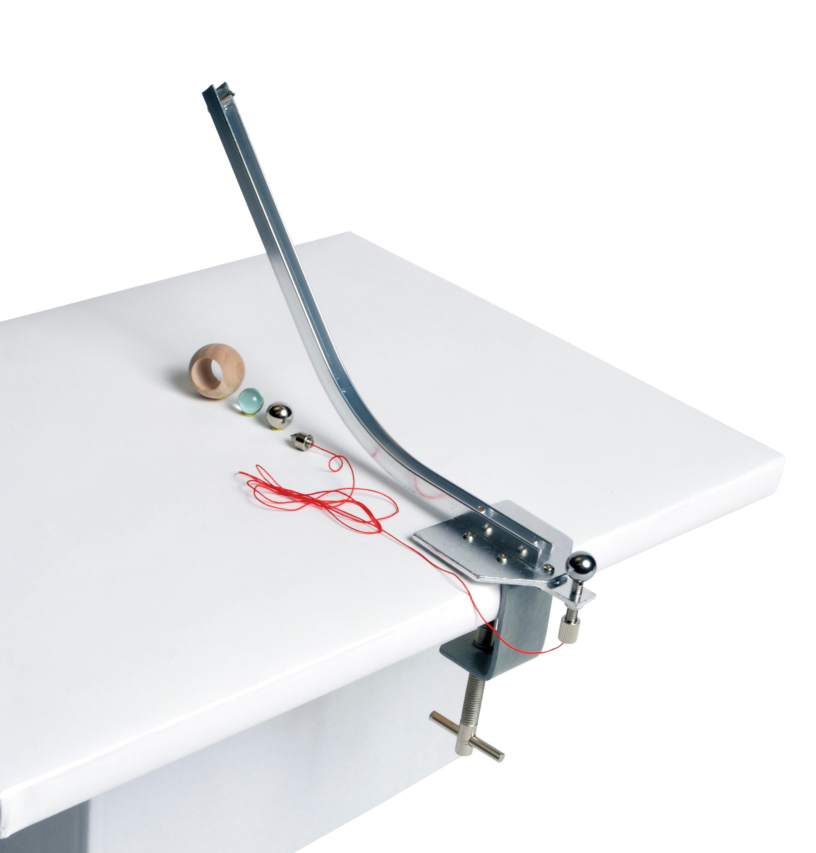 APPARATUS COLLISION IN TWO DIMENSIONS