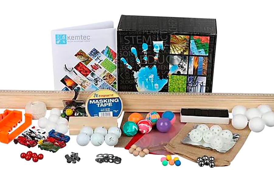 FORCE AND MOTION - PUSHES AND PULLS