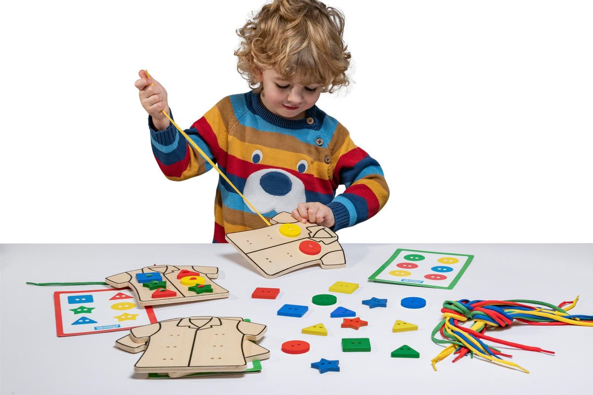 WOODEN LACING CLOTHES