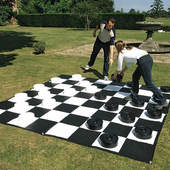 GIANT CHECKERS SET WITH MAT