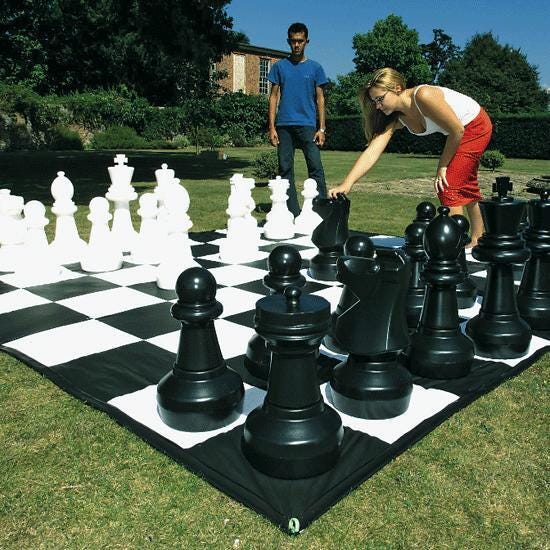 GIANT CHESS GAME