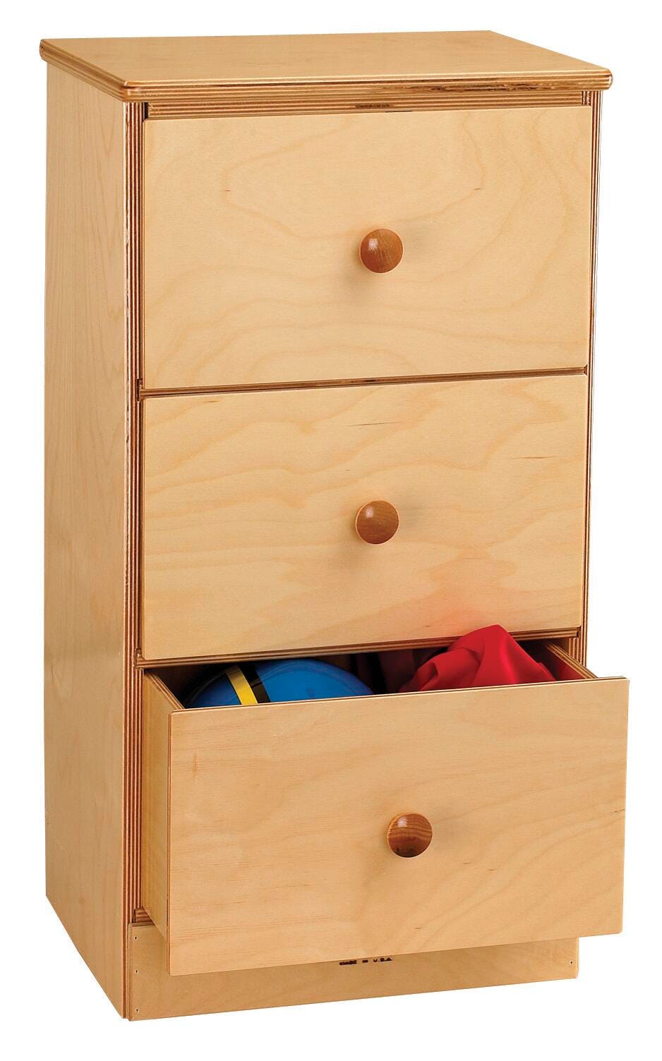 CHEST OF DRAWERS