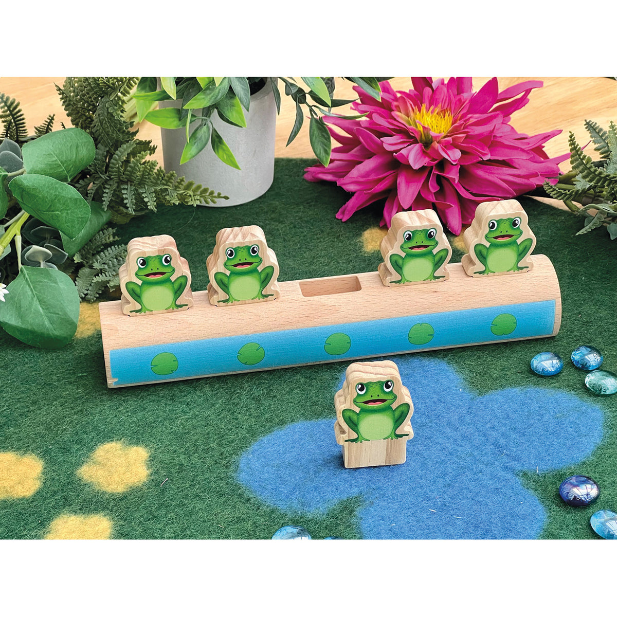 Five Frogs On A Log Set