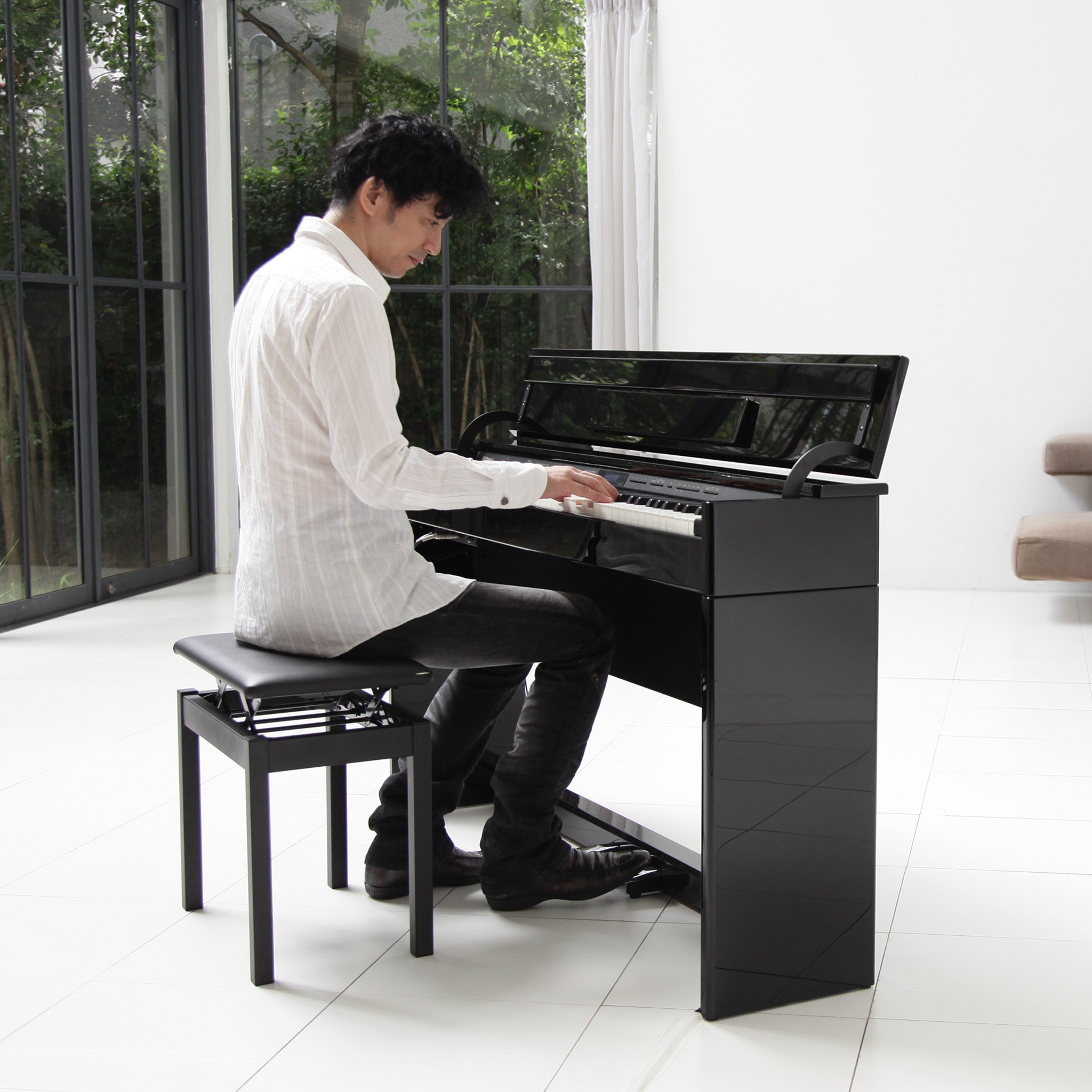 Roland DP603 digital piano - Polished Ebony