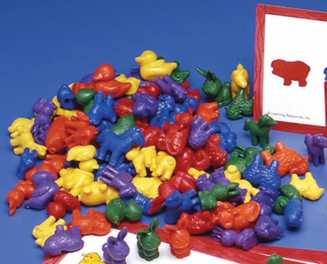 FRIENDLY FARM ANIMAL COUNTERS SET OF 72