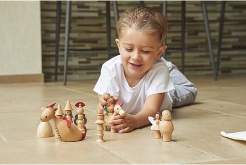 WOODEN ENCHANTED FIGURES SET