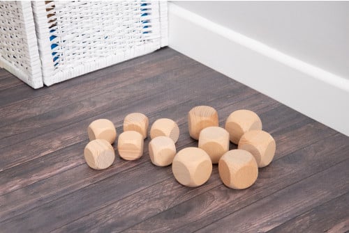 NATURAL WOODEN CUBES (50MM)