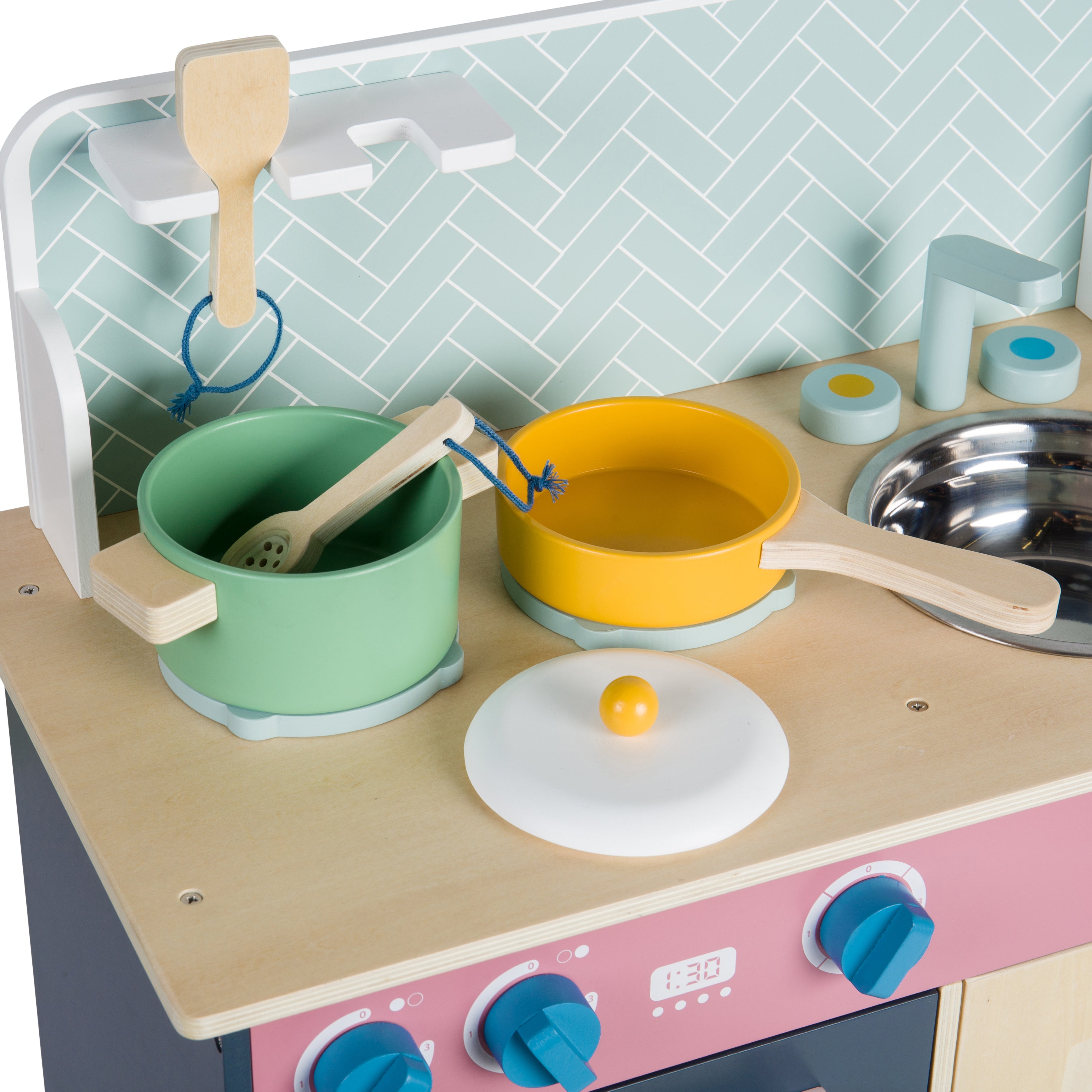 Simply Scandi Kitchen (3 Years +)