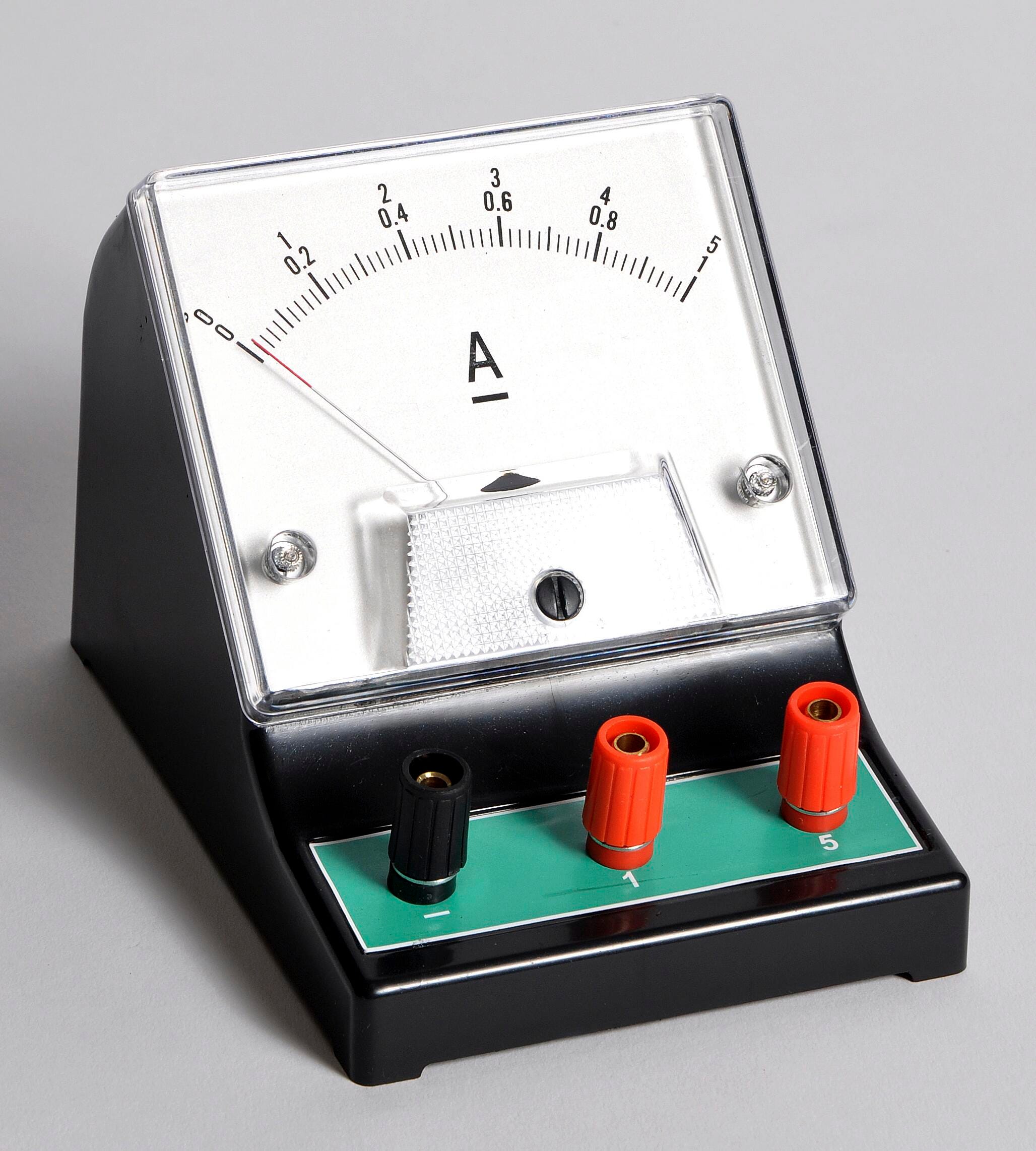 AMMETER DC BENCH DOUBLE RANGE EA
