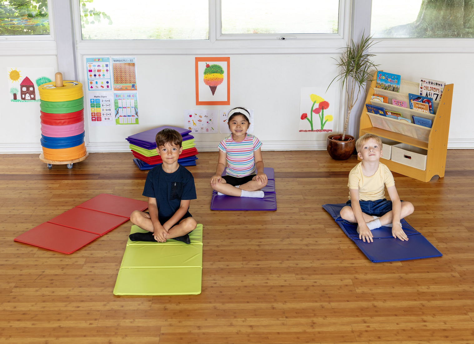 3 Section Folding Activity Mat
900x450x10mm Assorted Colours