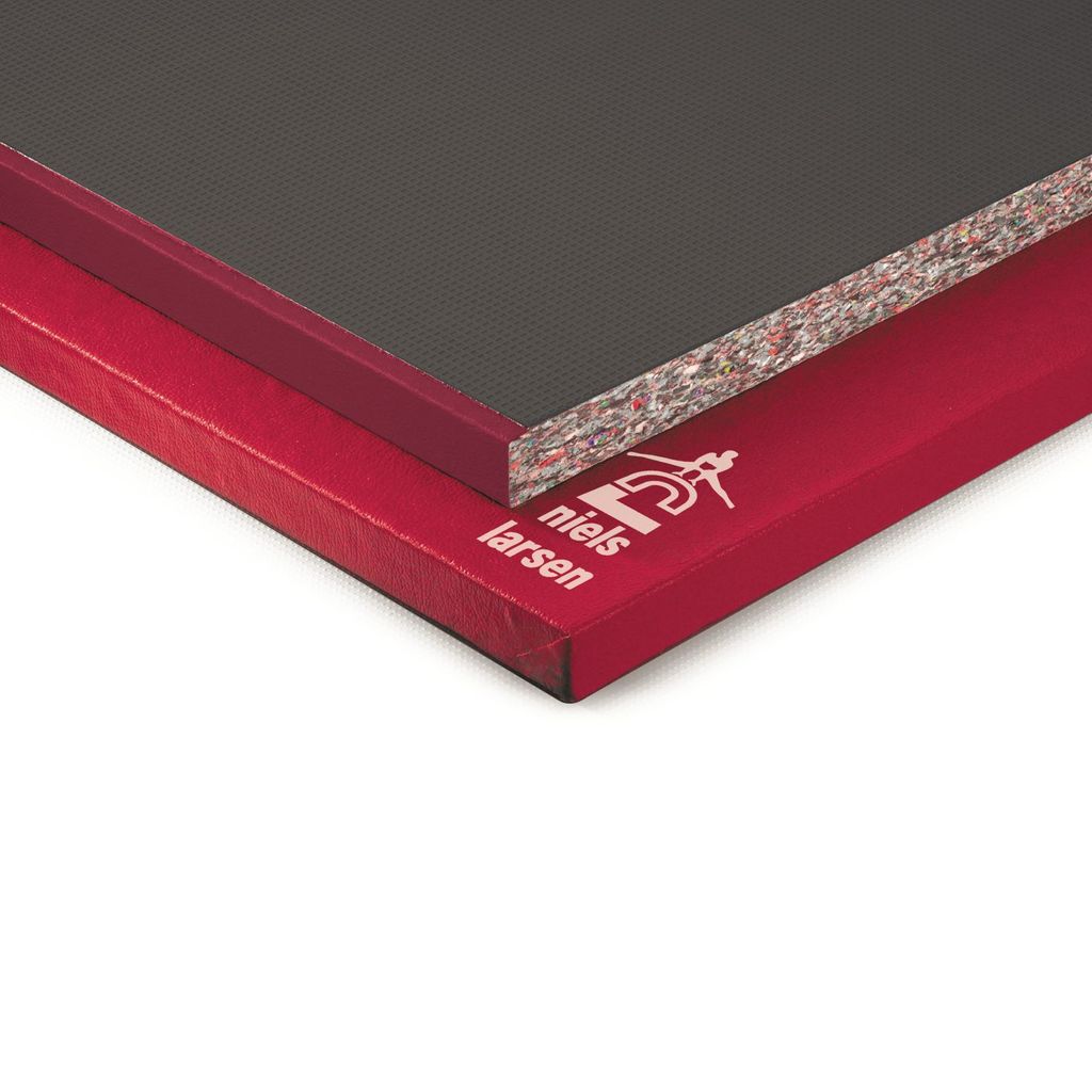 MULTIPURPOSE GYM/JUDO MAT 1.00 X 1.00M X 40MM, RED