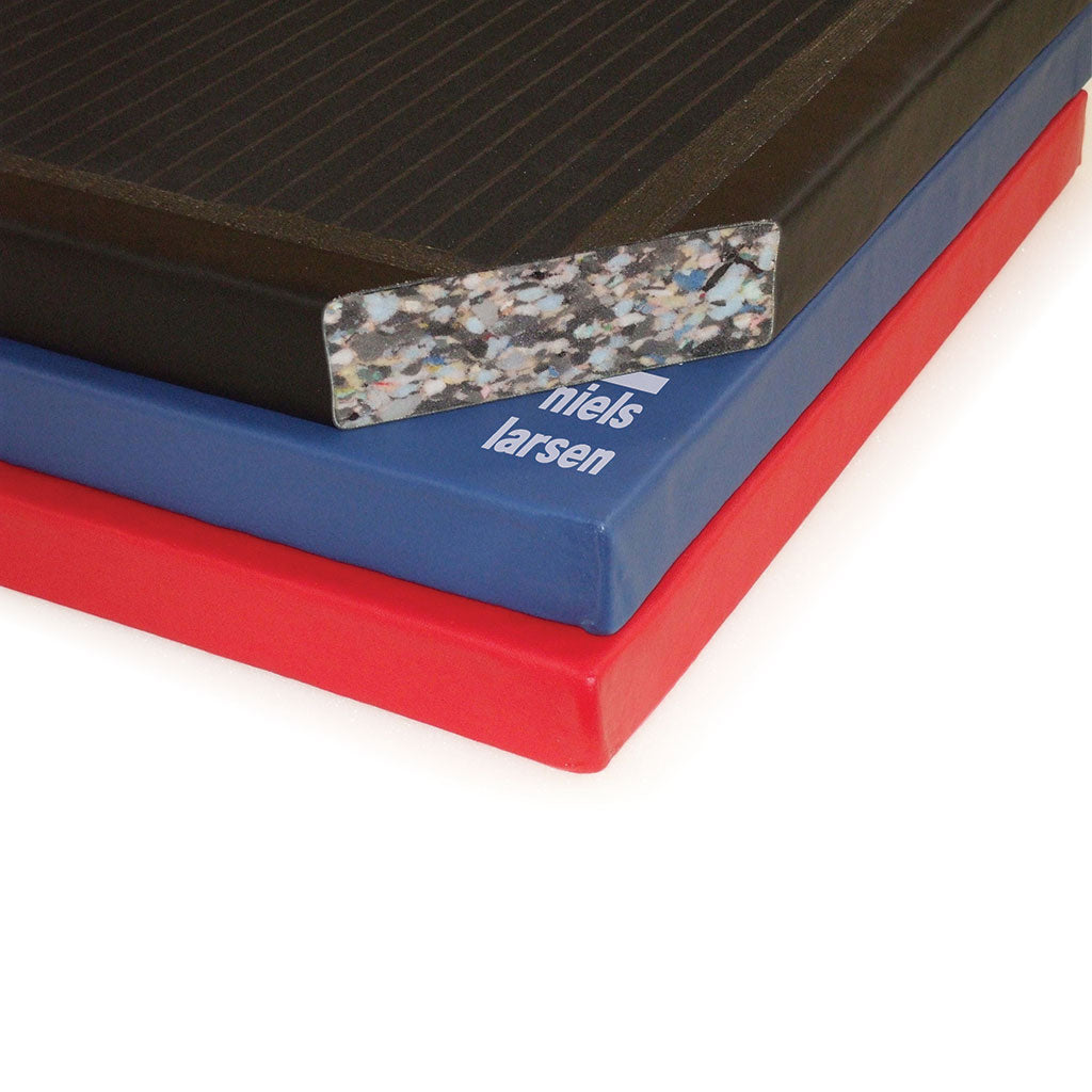 AGILITY MAT 3.05M X 1.22M X 50MM, BLUE