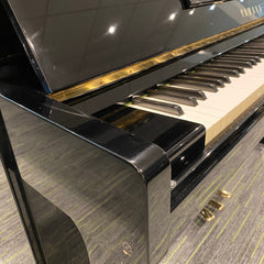 Pre-owned Yamaha SU118C upright piano in polished ebony