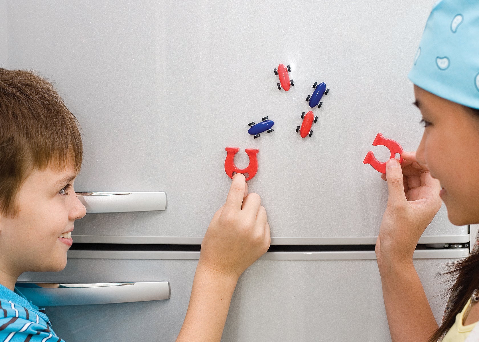 KidzLabs - Magnetic Racer - 2 colour assorted (5 Years +)