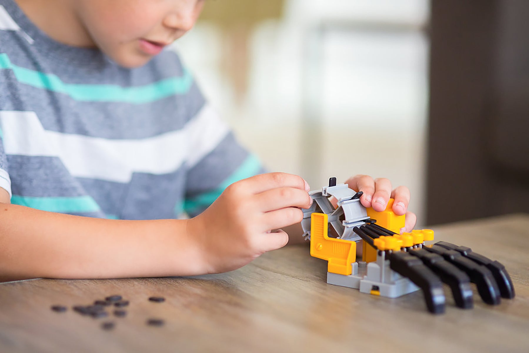 KidzRobotix - Motorised Robot Hand (8 Years +)