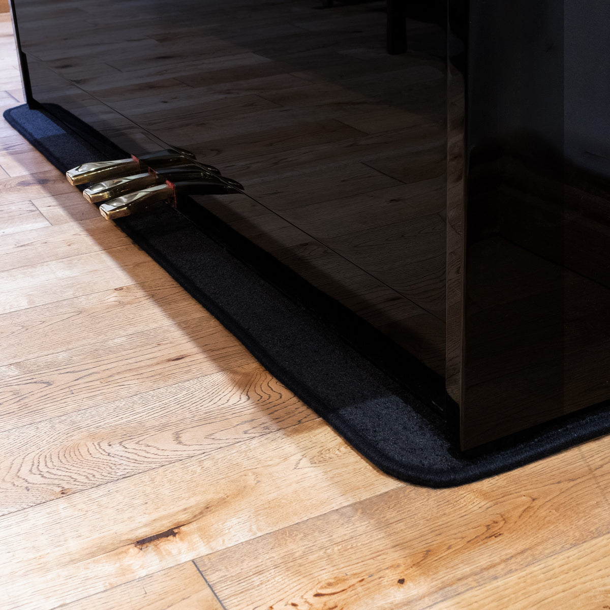 Heatproof protection carpet for upright pianos - Black - Small