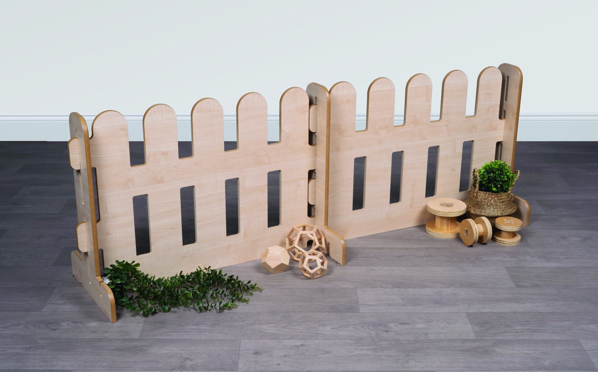 INDOOR FENCES (Maple)  N/A