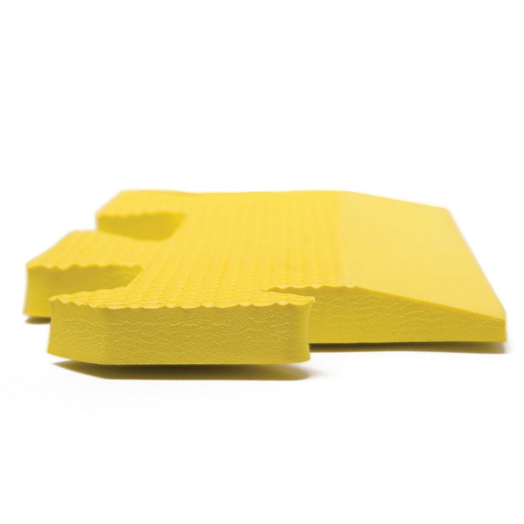 INTERLOCKING CHILDREN\'S PLAY MATTING - 10MM RAMP CORNER 90MM DIA.