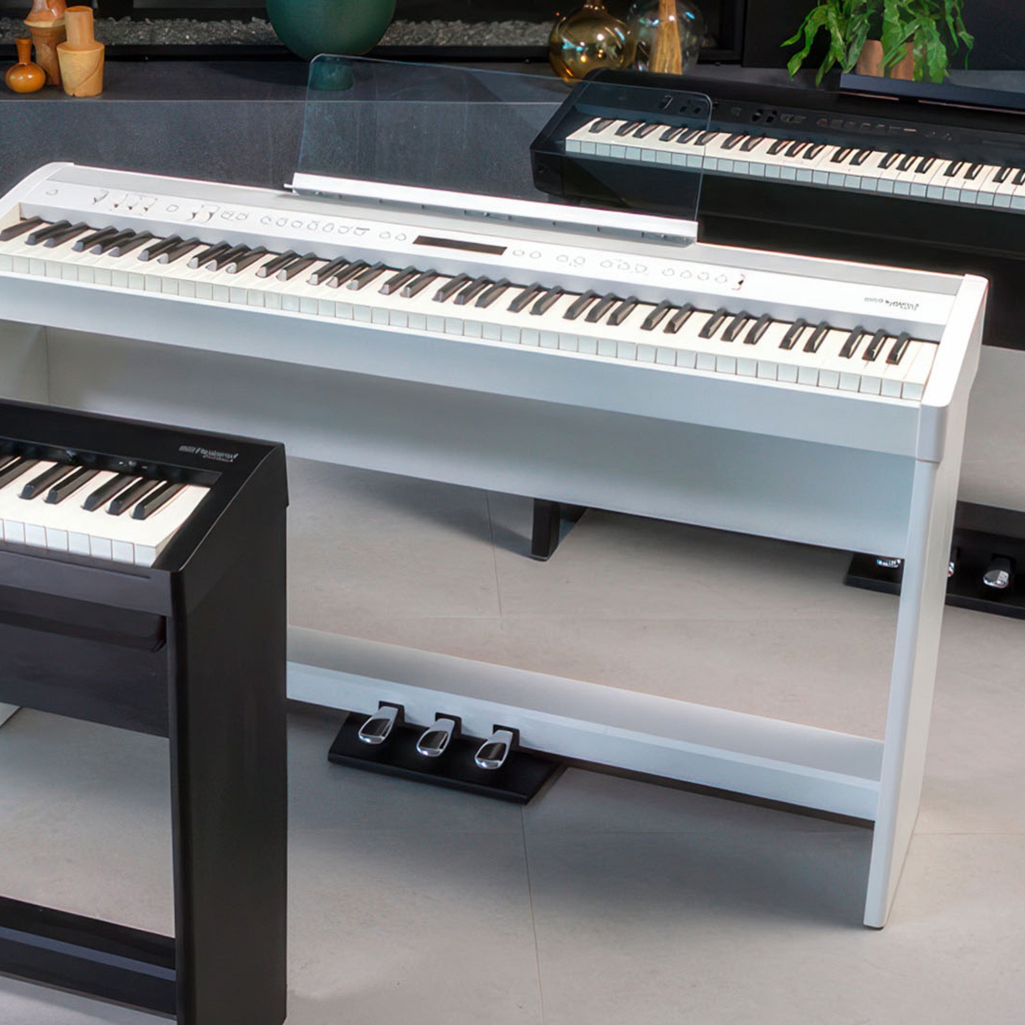 Roland KSC-72 fixed stand for Roland FP-60X portable piano - Black