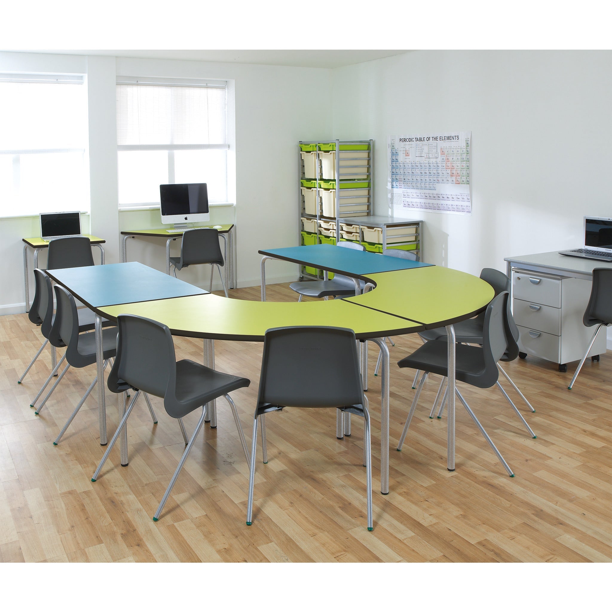 Circular Table 640Mm Hgt Soft Lime
