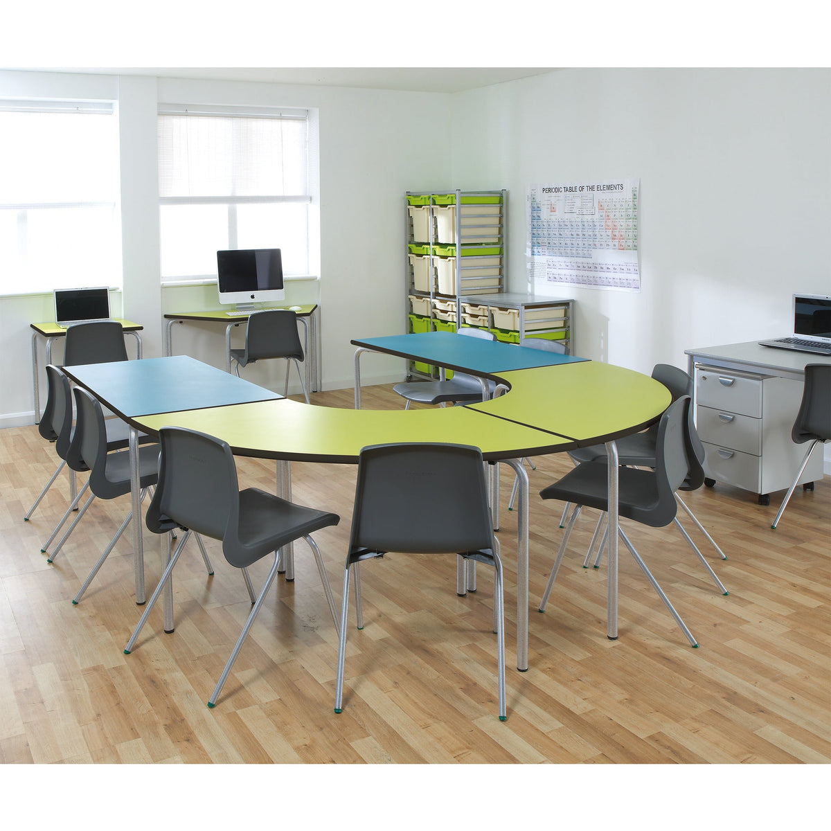 Circular Table 640Mm Hgt Soft Lime