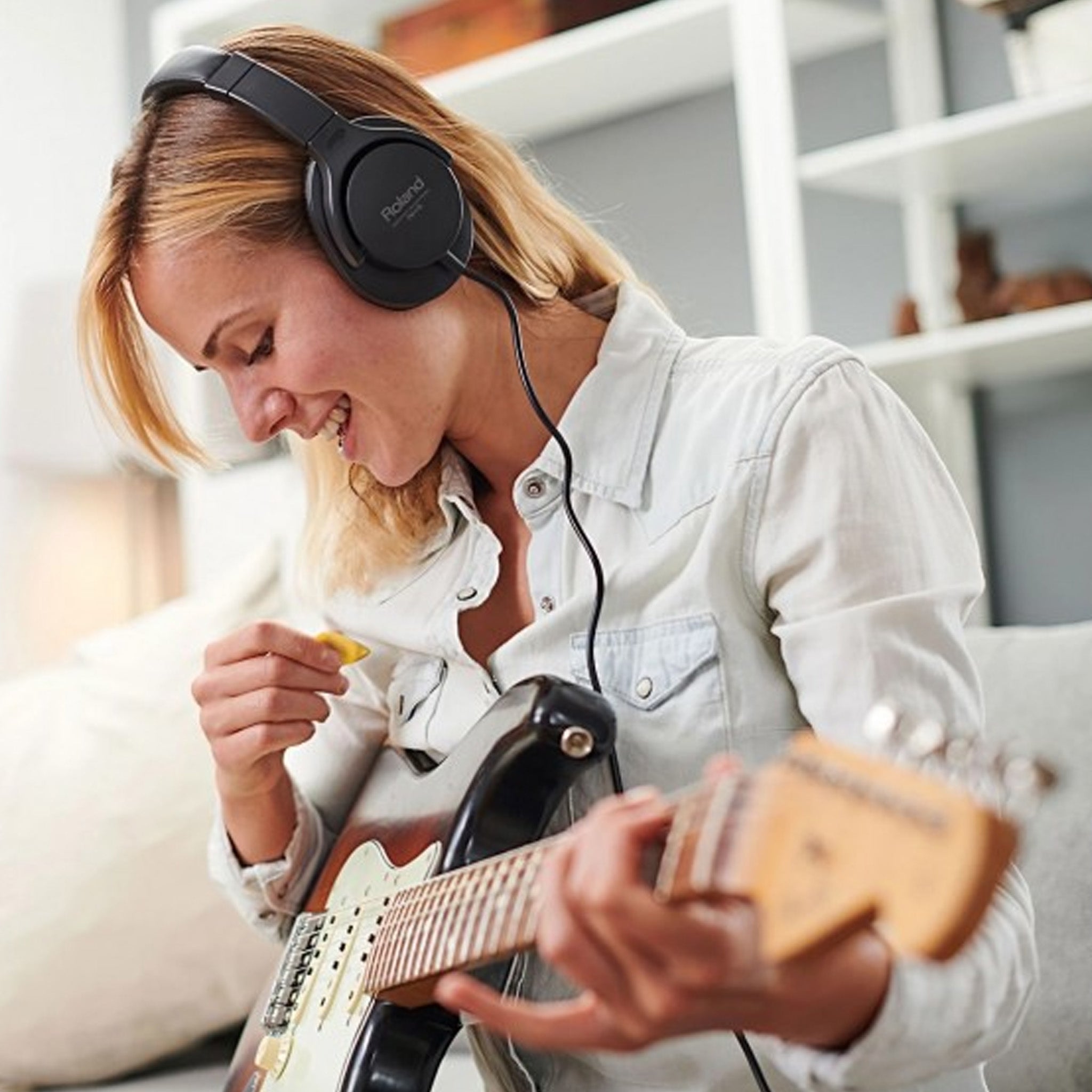 Roland RH5 headphones