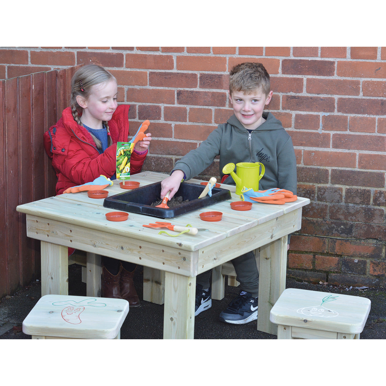 Potting Table And Stools