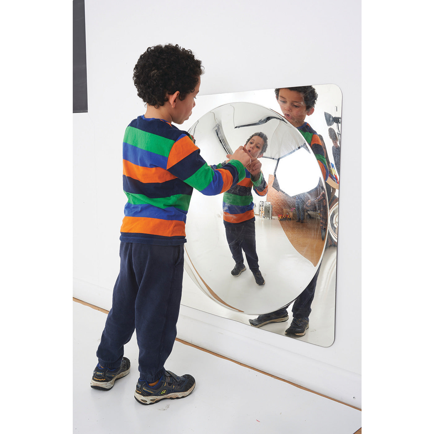 Giant Single Dome Acrylic Mirror 780
