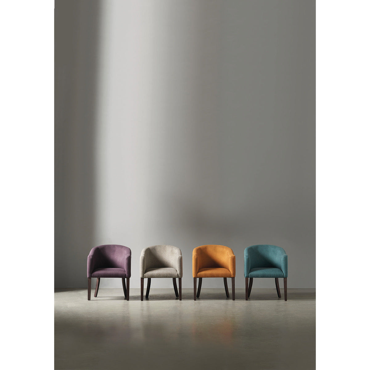 Valentino Chair 460 Seath Tub Chair