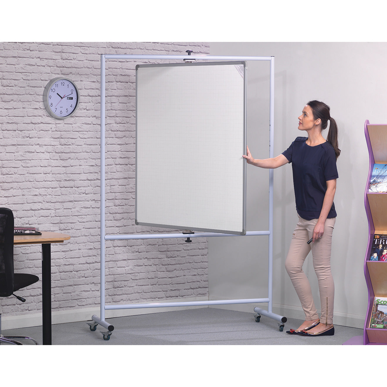 Whiteboard Pivot Mobile 1200X900