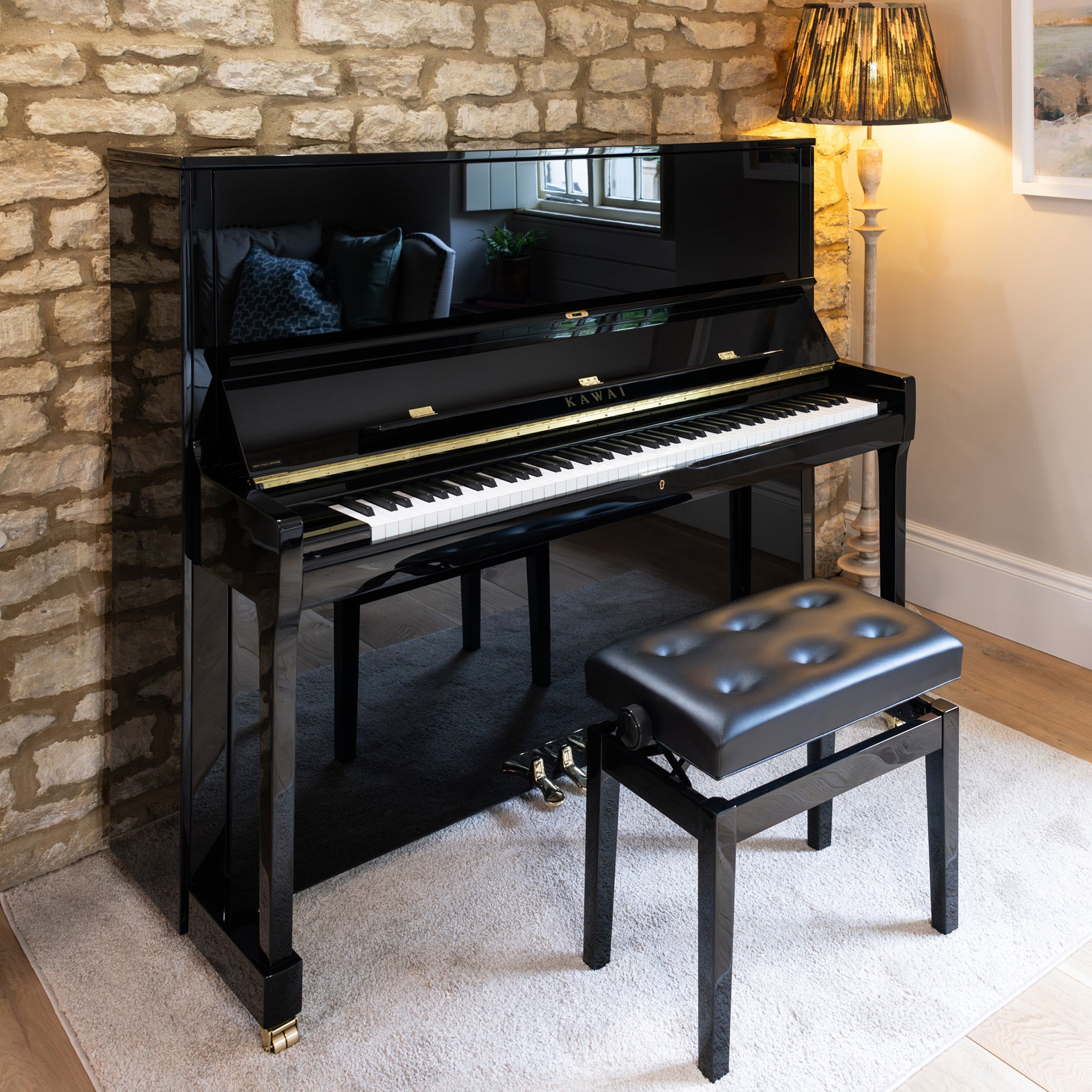 Kawai K-600 upright piano in polished ebony – Standard model