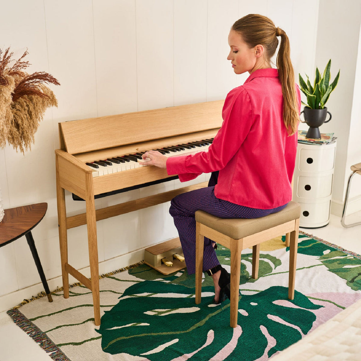 Roland Kiyola KF-10 digital piano - Walnut