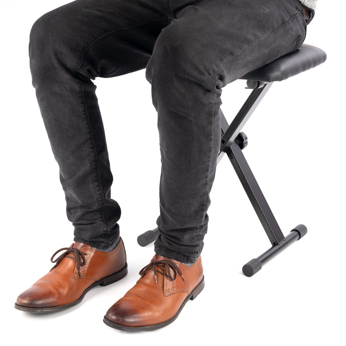 Keyboard bench with height adjustment