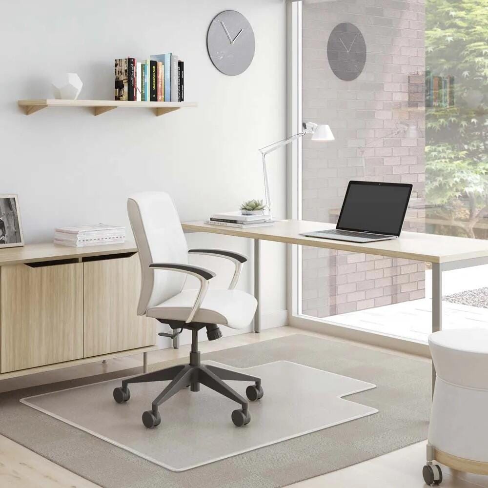 CHAIR MAT - DEFLECTO - SUPERMAT CHAIRMAT FOR CARPET -  LIPPED - 46 W X 60 D IN - CLEAR COLOR