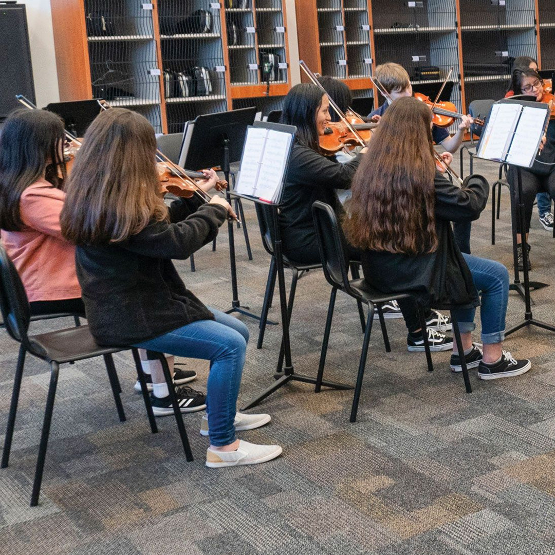 Wenger Nota Standard chair in black – 14.5"